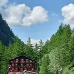 Waldegg Zermeiggern Pensión *