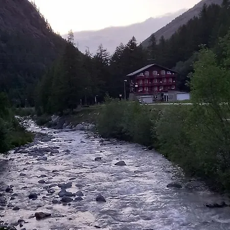Waldegg - Restaurant Affittacamere *