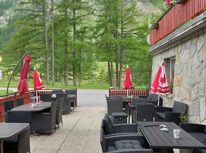 Waldegg - Restaurant * Saas-Almagell